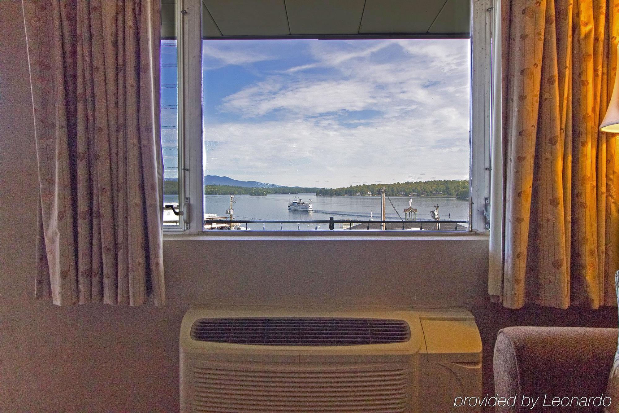 Half Moon Motel & Cottages Weirs Beach Exteriör bild