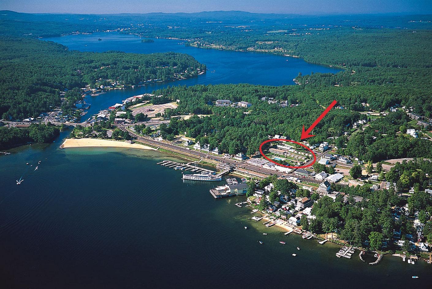 Half Moon Motel & Cottages Weirs Beach Exteriör bild