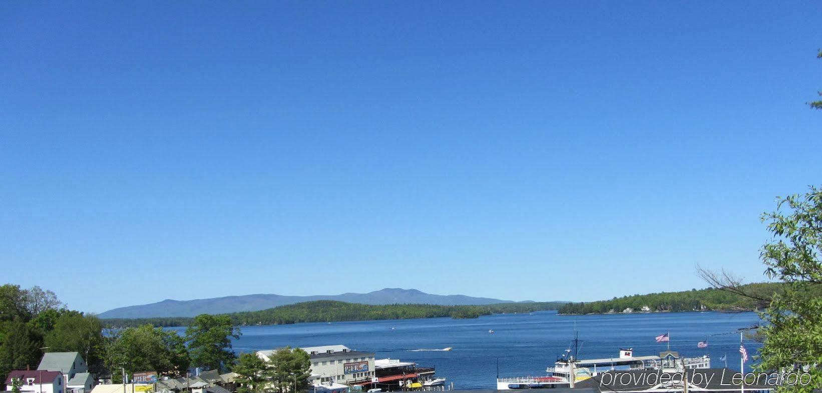 Half Moon Motel & Cottages Weirs Beach Exteriör bild
